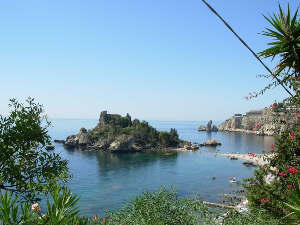 Апартаменти Taormina Castle And Sea View Екстер'єр фото